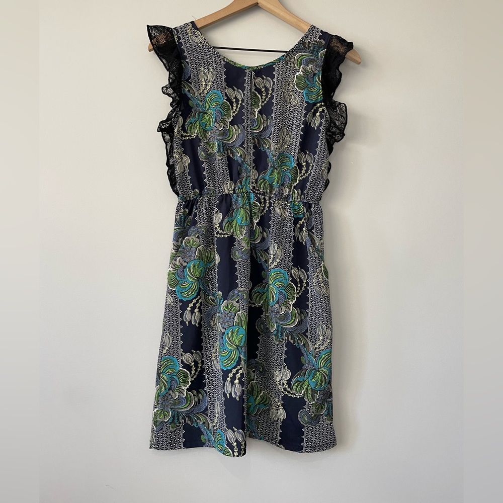 Pinkyotto lace detail floral sleeveless mini dress small